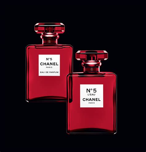 Chanel No 5 Eau de Parfum Red Edition di Chanel da donna